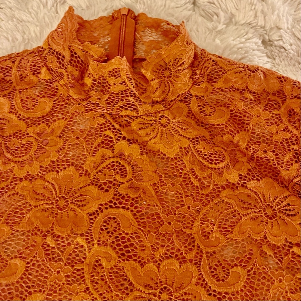 Elegant Burnt Orange Lace Mock Turtleneck – Size Large​